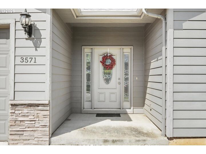 Property Photo:  3571 Anchor Ct  OR 97305 