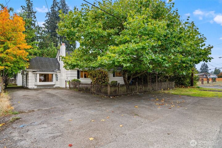 Property Photo:  710  141st Street S  WA 98444 