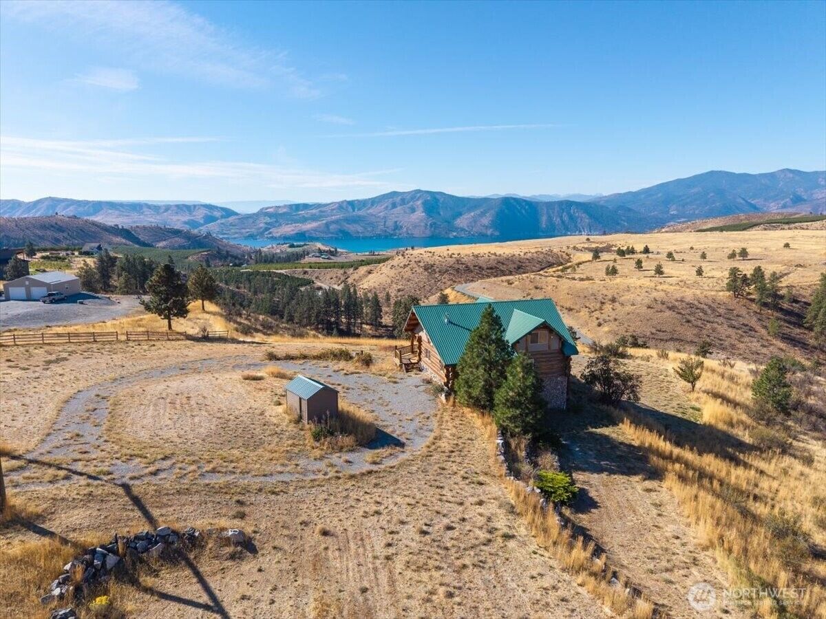 Property Photo:  595  Chelan Trails Road  WA 98831 