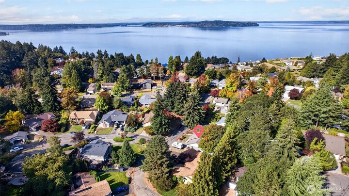 Property Photo:  105  Lila Street  WA 98388 