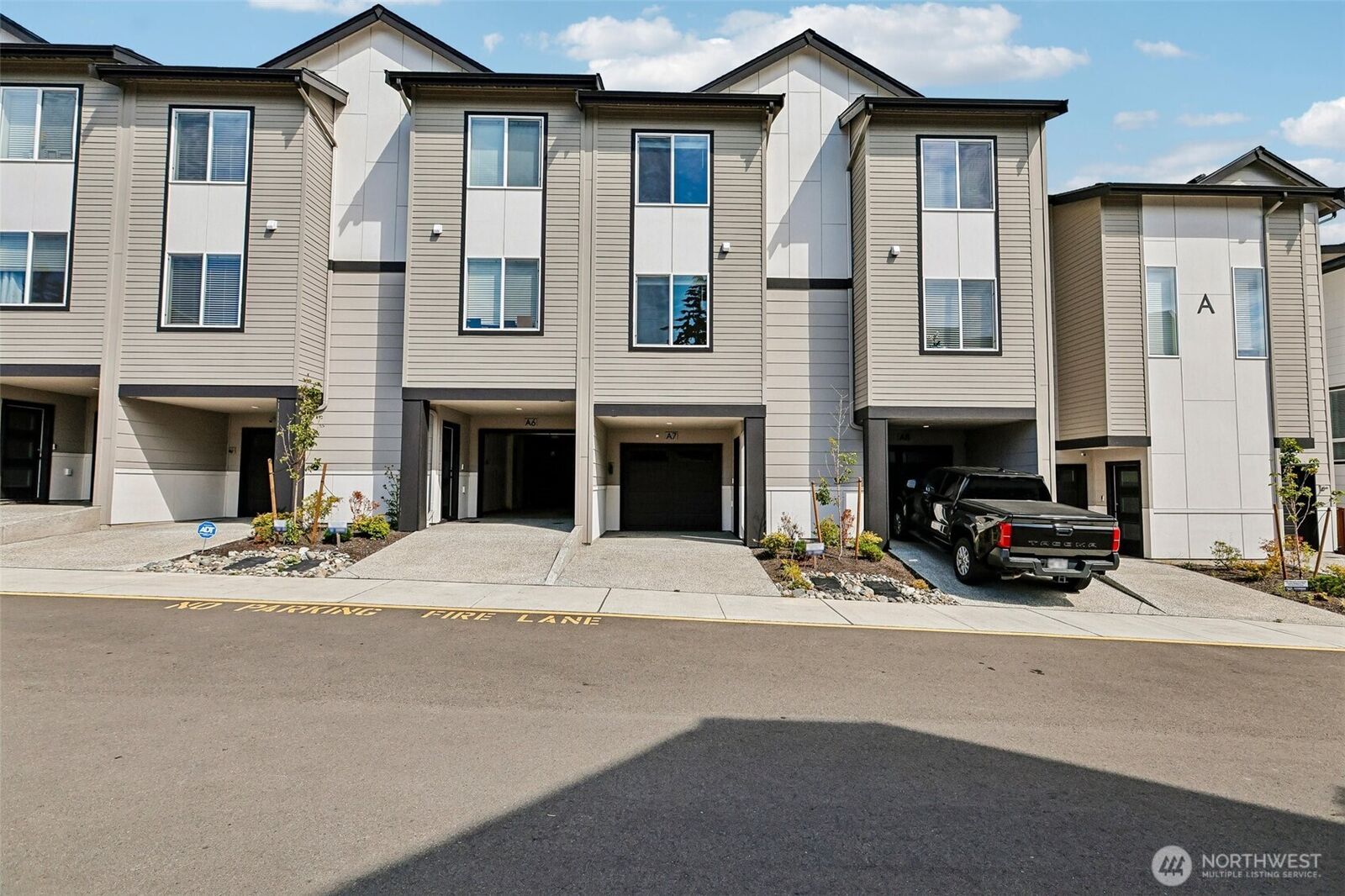 Property Photo:  16723  Alderwood Mall Parkway A7  WA 98037 