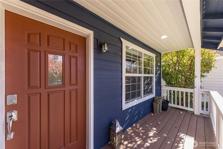 Property Photo: 4662 Bedford Ave WA 98226