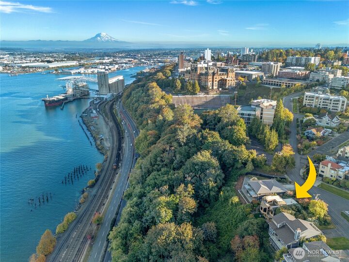 Property Photo: 405 N Stadium Way WA 98403