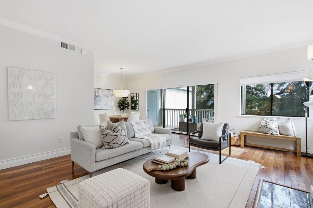 Property Photo:  1318 Woodside Road  CA 94061 