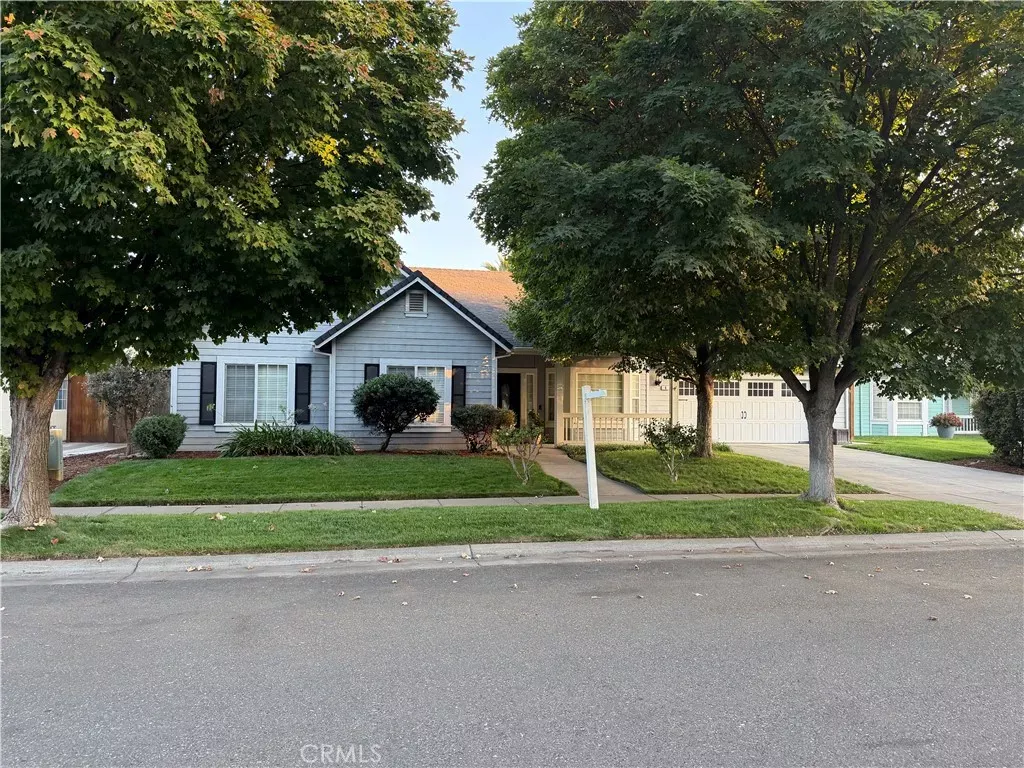 Property Photo:  4 Stratford Way  CA 95973 