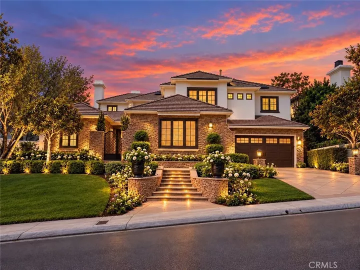 Property Photo:  22 Hawthorne Lane  CA 92679 