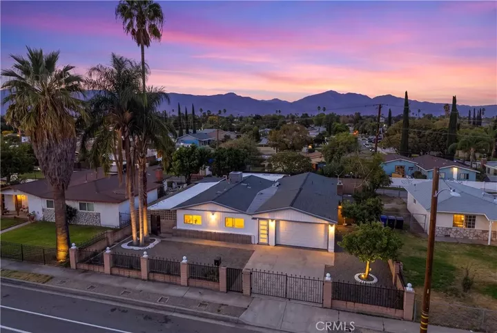 Property Photo:  705 N Pepper  CA 92376 