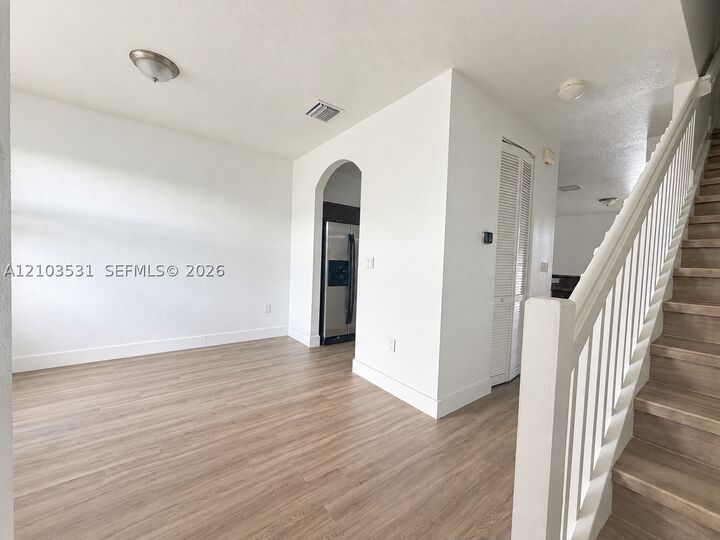 Property Photo: 2885 SE 1st Dr 5 FL 33033