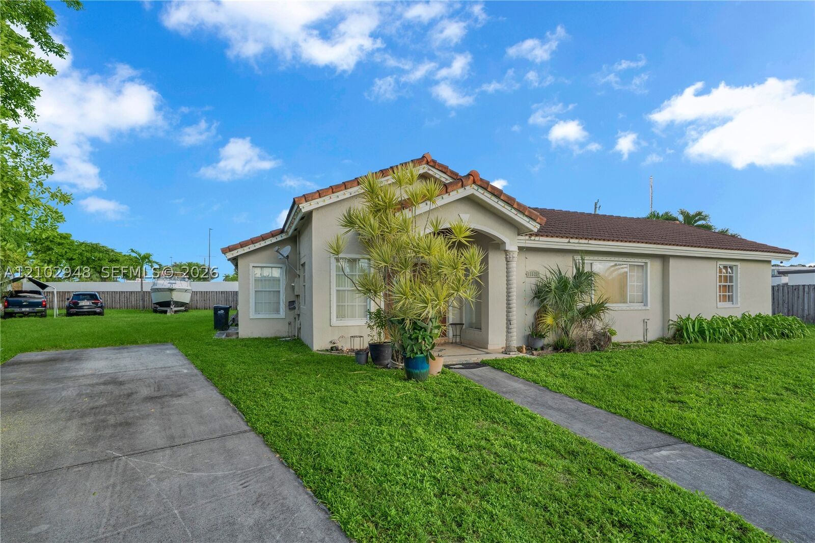 Property Photo: 11525 SW 49th Ter FL 33165
