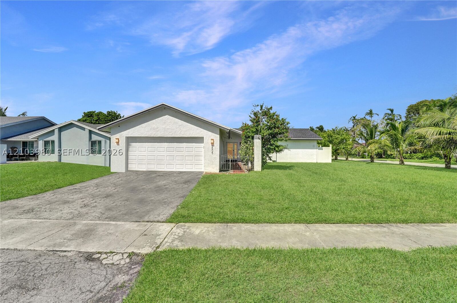 Property Photo:  5505 SW 9th St  FL 33068 