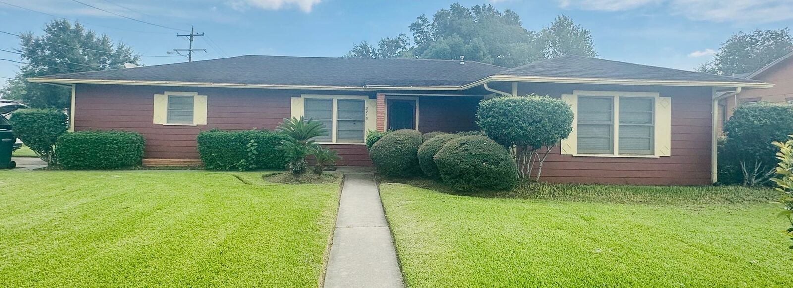 Property Photo:  2715 San Antonio  TX 77701 