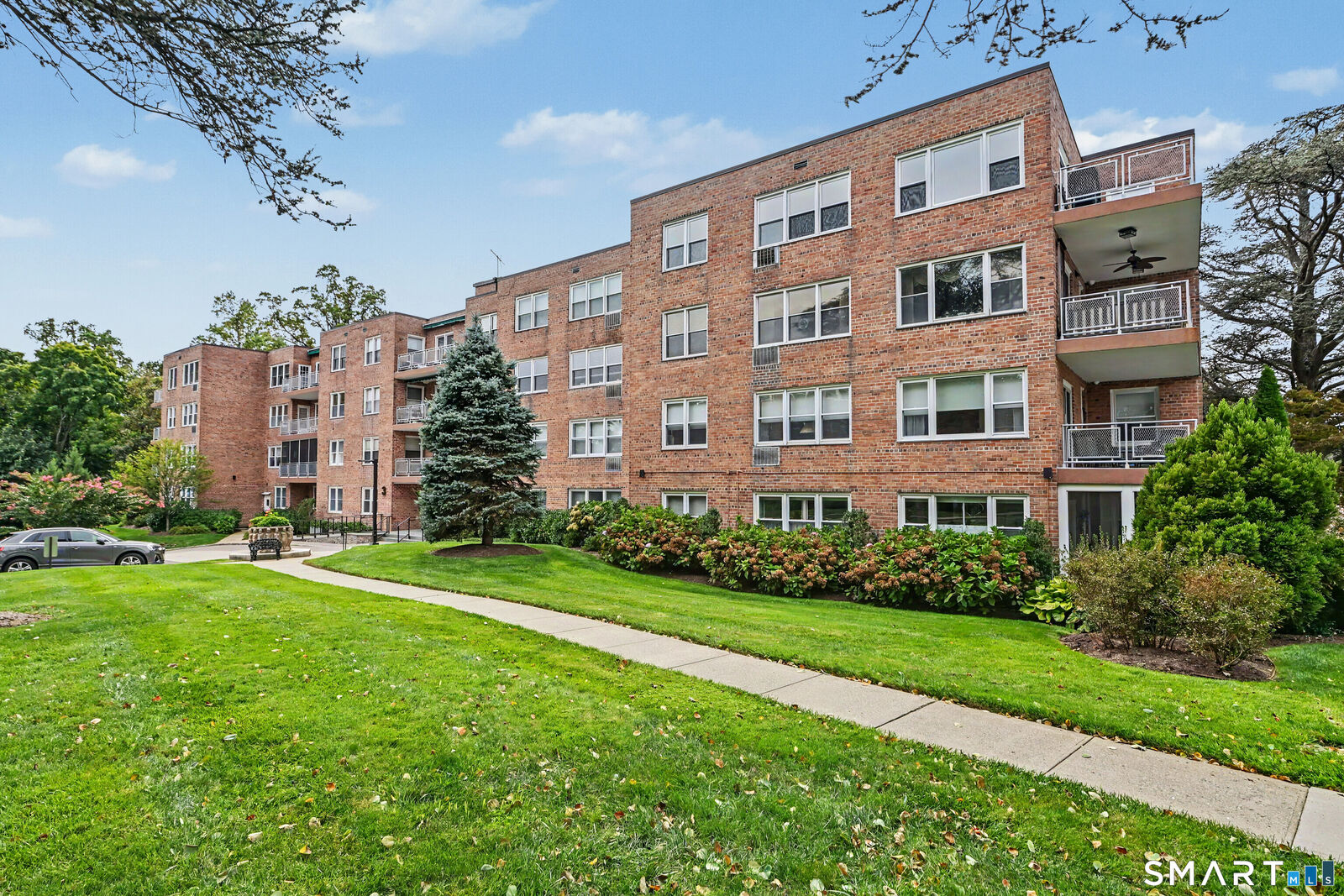 Property Photo: 3 Putnum Hill Road 1K CT 06830