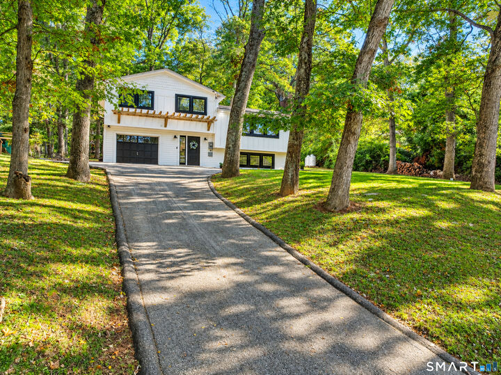 Property Photo:  52 Stonybrook Road  CT 06335 