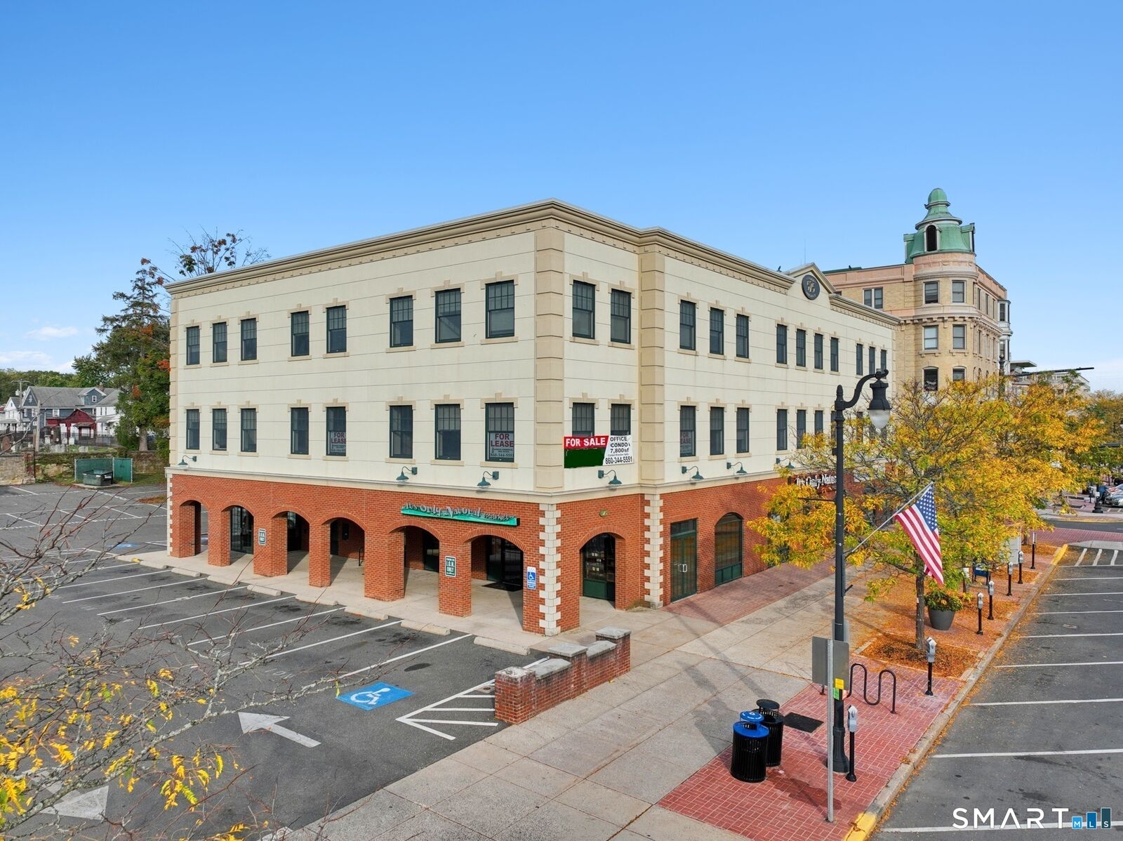 Property Photo:  575 Main Street 2  CT 06457 