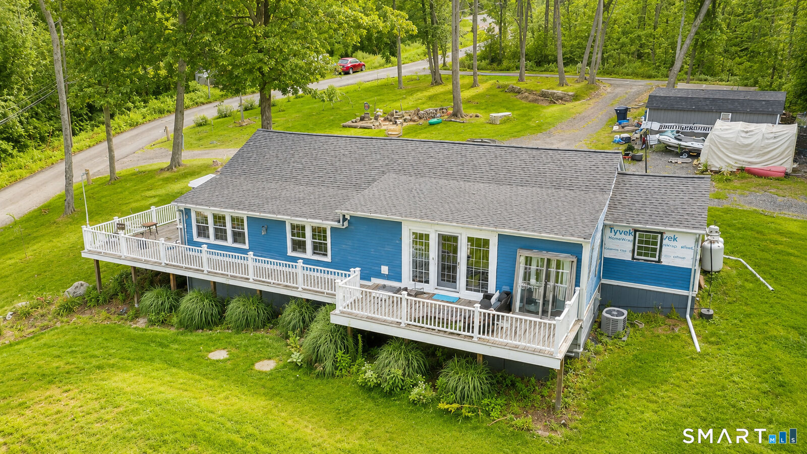 Property Photo:  64 Kickapoo Road  CT 06455 
