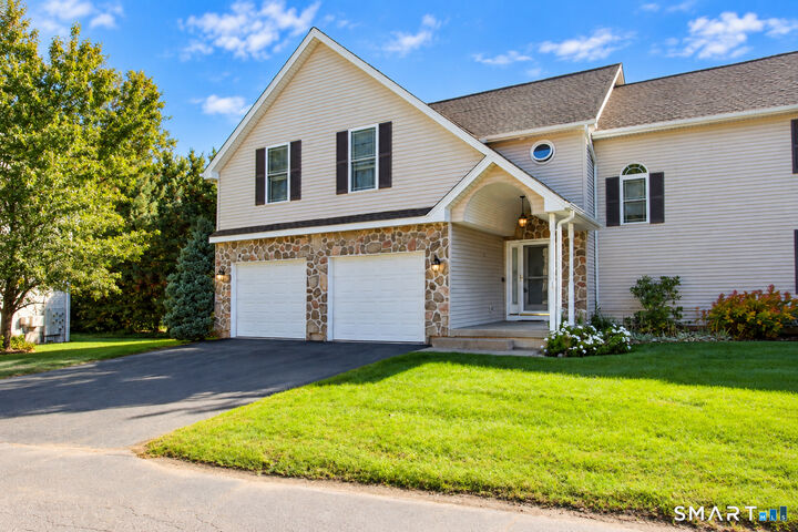 Property Photo:  157 Burritt Street 17  CT 06479 