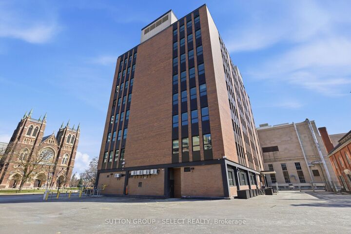 Property Photo:  195 Dufferin Avenue 413  ON N6K 1K7 