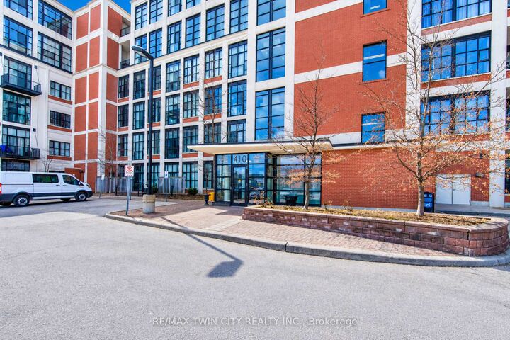 Property Photo:  404 King Street W 405  ON N2G 2L5 