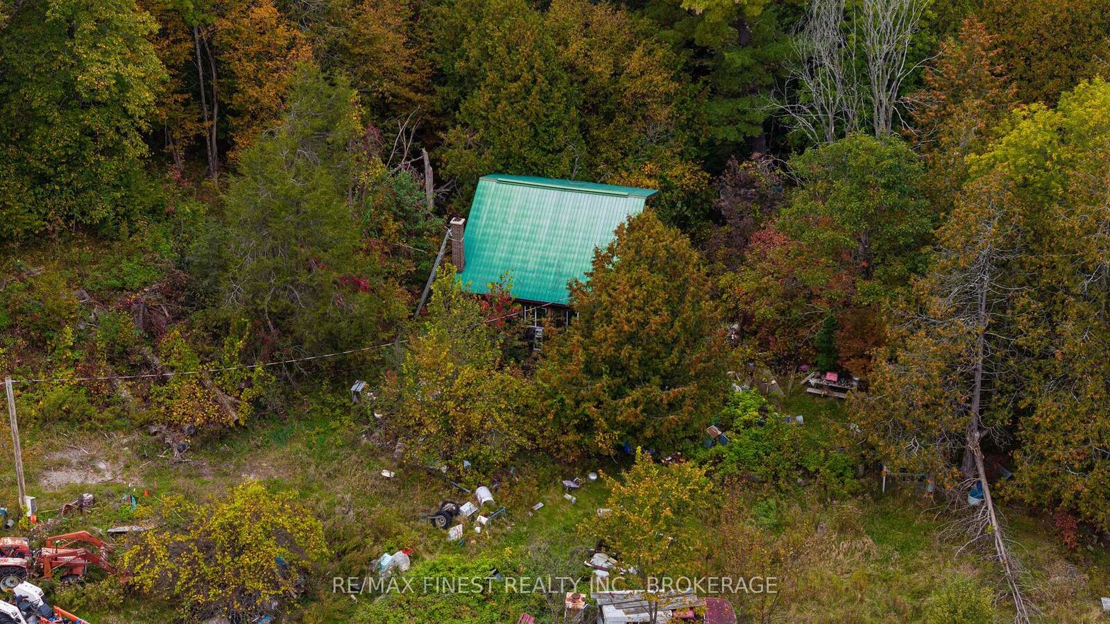 Property Photo:  100 Fitzgerald Road  ON K0H 1T0 