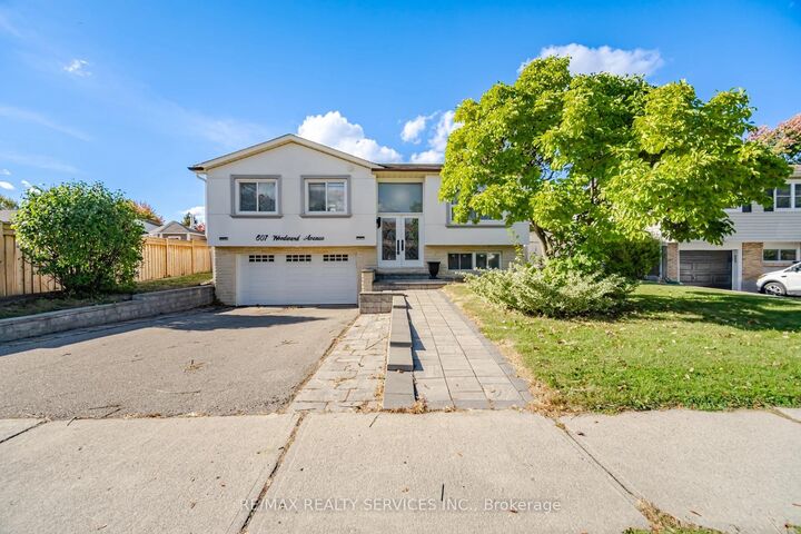Property Photo: 607 Woodward Avenue ON L9T 3K3