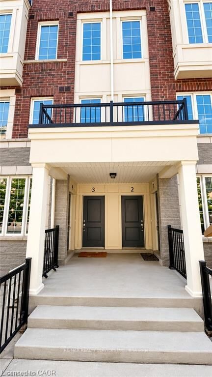 Property Photo:  2205 Lillykin Street 4  ON L6H 7H2 