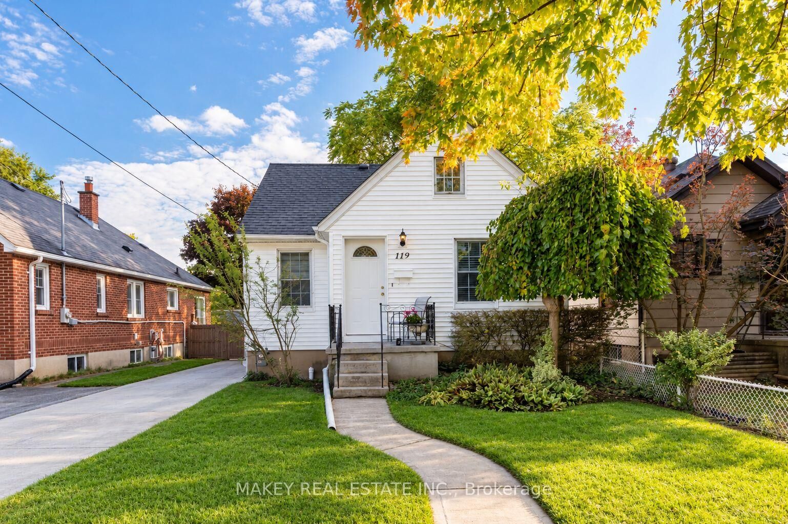 Property Photo:  119 Bond Street  ON N6C 1W6 