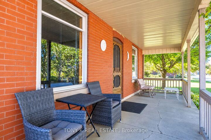 Property Photo:  113 Freelton Road  ON L0R 1K0 