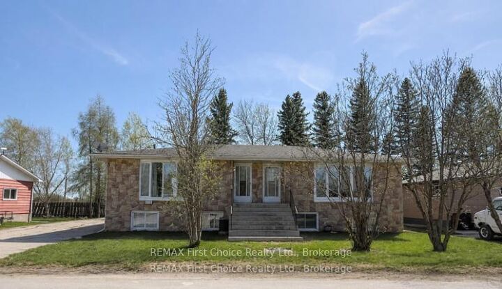 Property Photo:  113 Cedar Crescent  ON P0T 2A0 