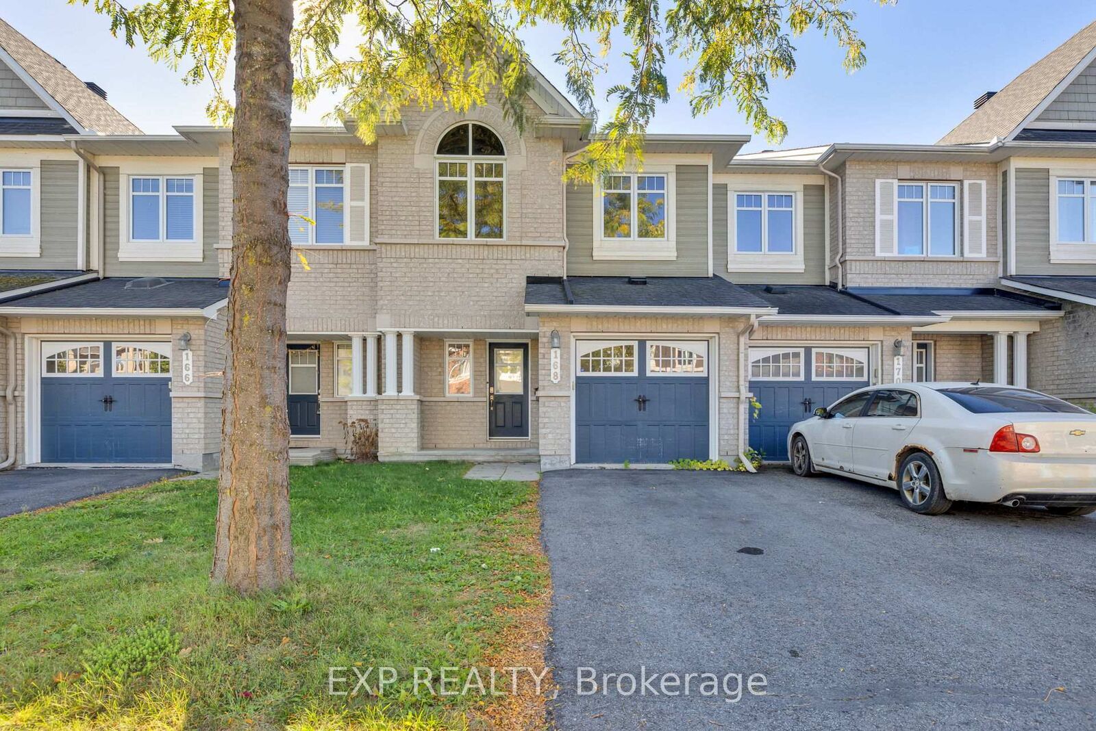Property Photo:  168 Garrity Crescent  ON K2J 3T5 