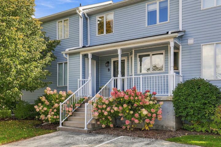 Property Photo:  9 Valleymede Court  ON L9Y 5E4 