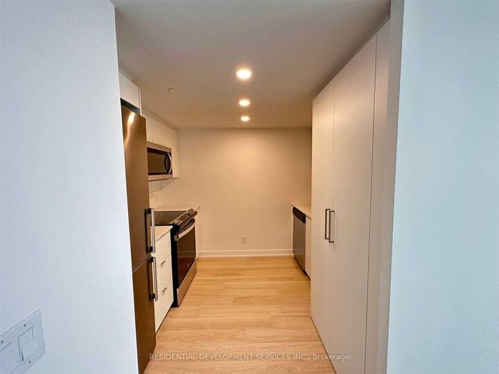 Property Photo: 30 Tretti Way 514 ON M3H 0E3