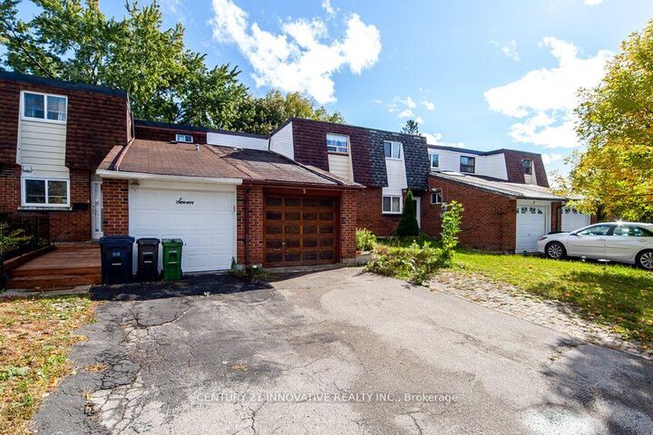 Property Photo: 5 Wiggens Court ON M1B 1K3