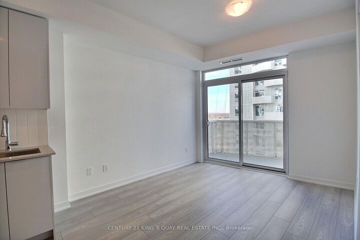 Property Photo:  10 Abeja Street 1416  ON L4K 0R4 