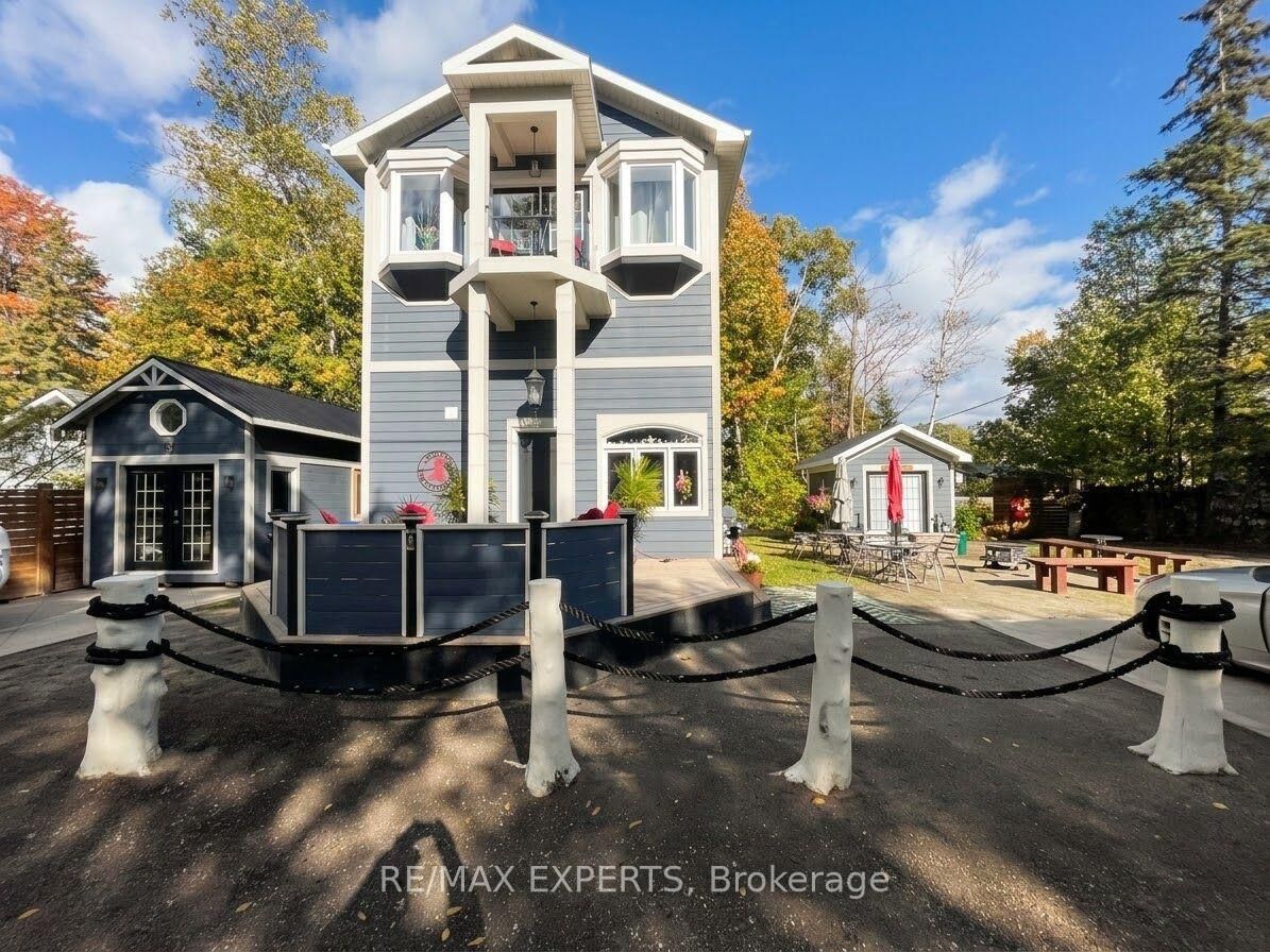 Property Photo:  37 62nd Street N  ON L9Z 1V5 