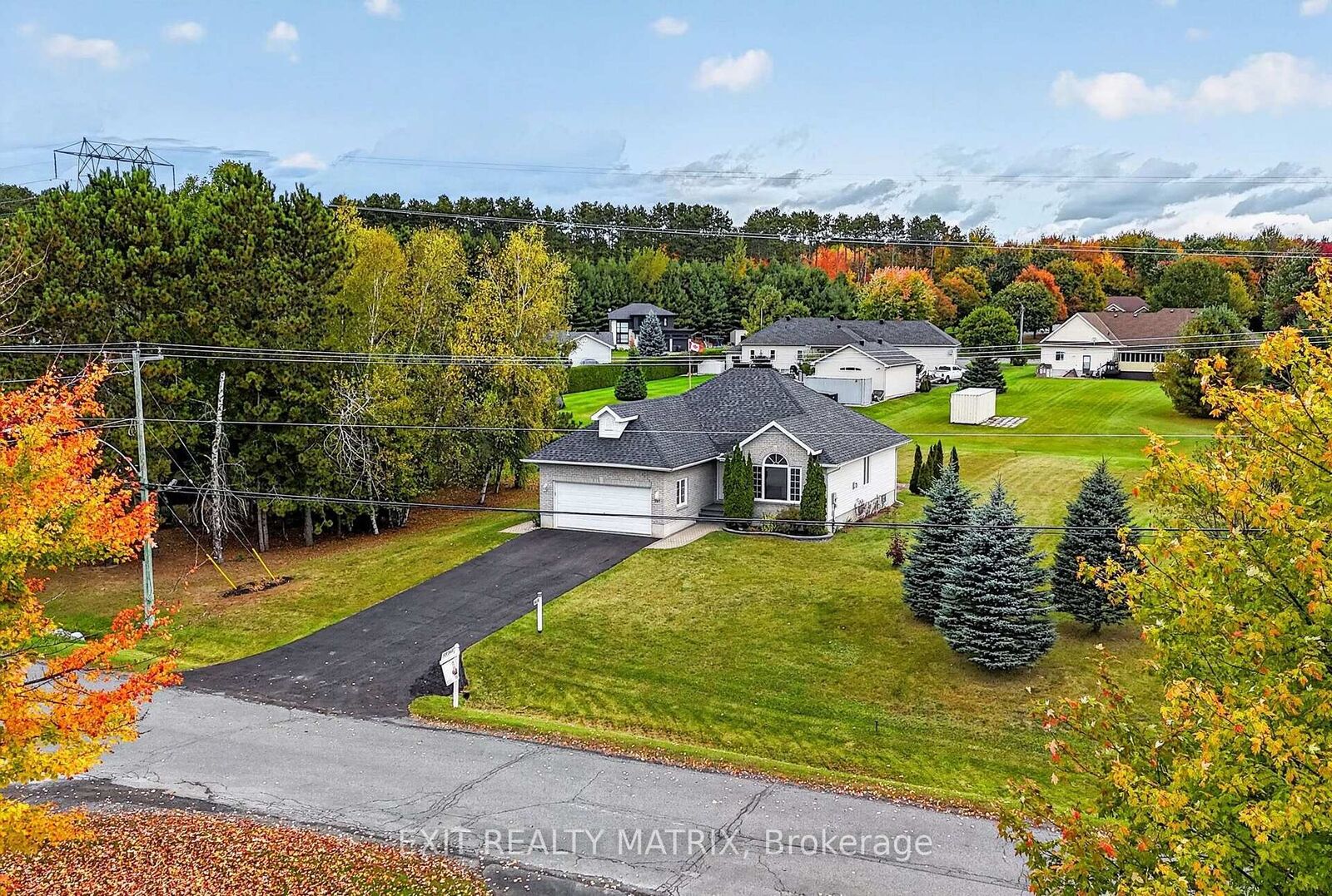 Property Photo:  2117 Lemery Street  ON K0A 1E0 