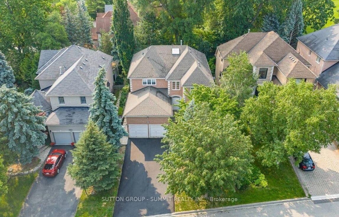 Property Photo:  2947 Hammond Road  ON L5K 2M5 