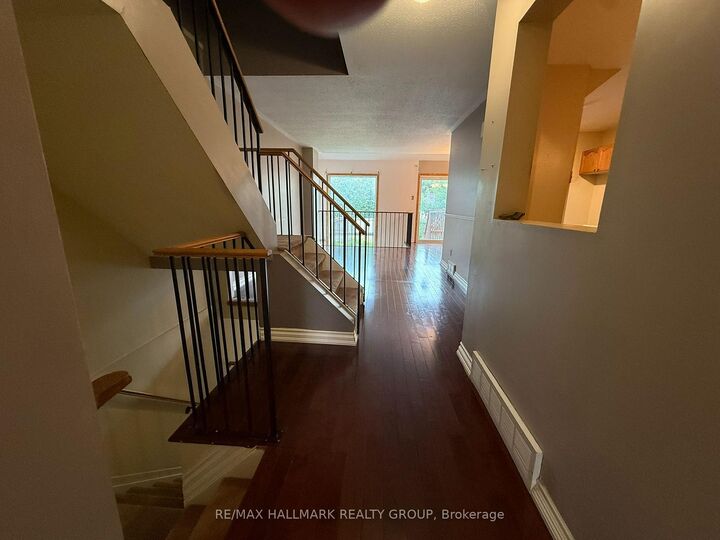 Property Photo:  181 Tartan Drive  ON K2J 3S2 