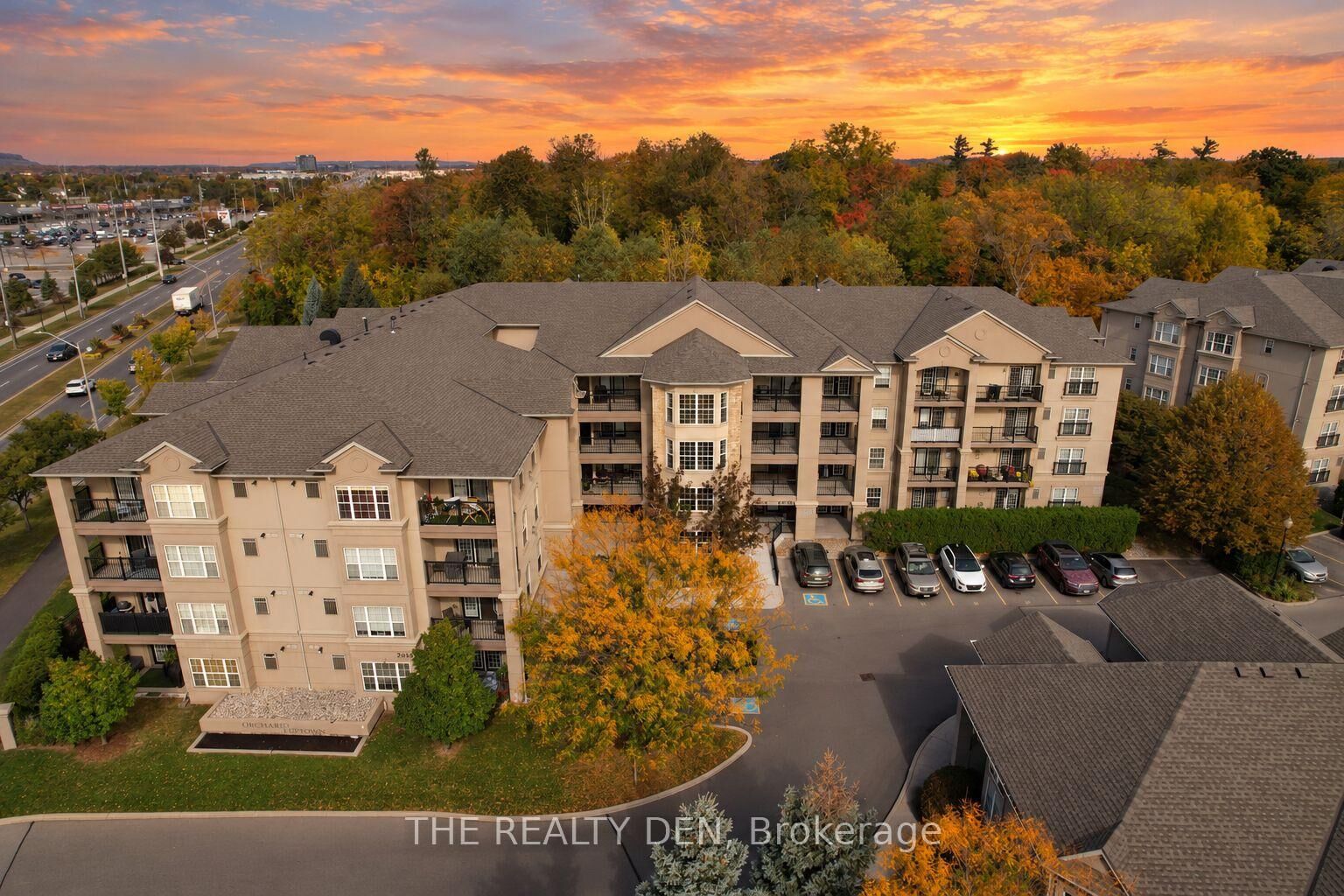 Property Photo: 2085 Appleby Line 103 ON L7L 7H4