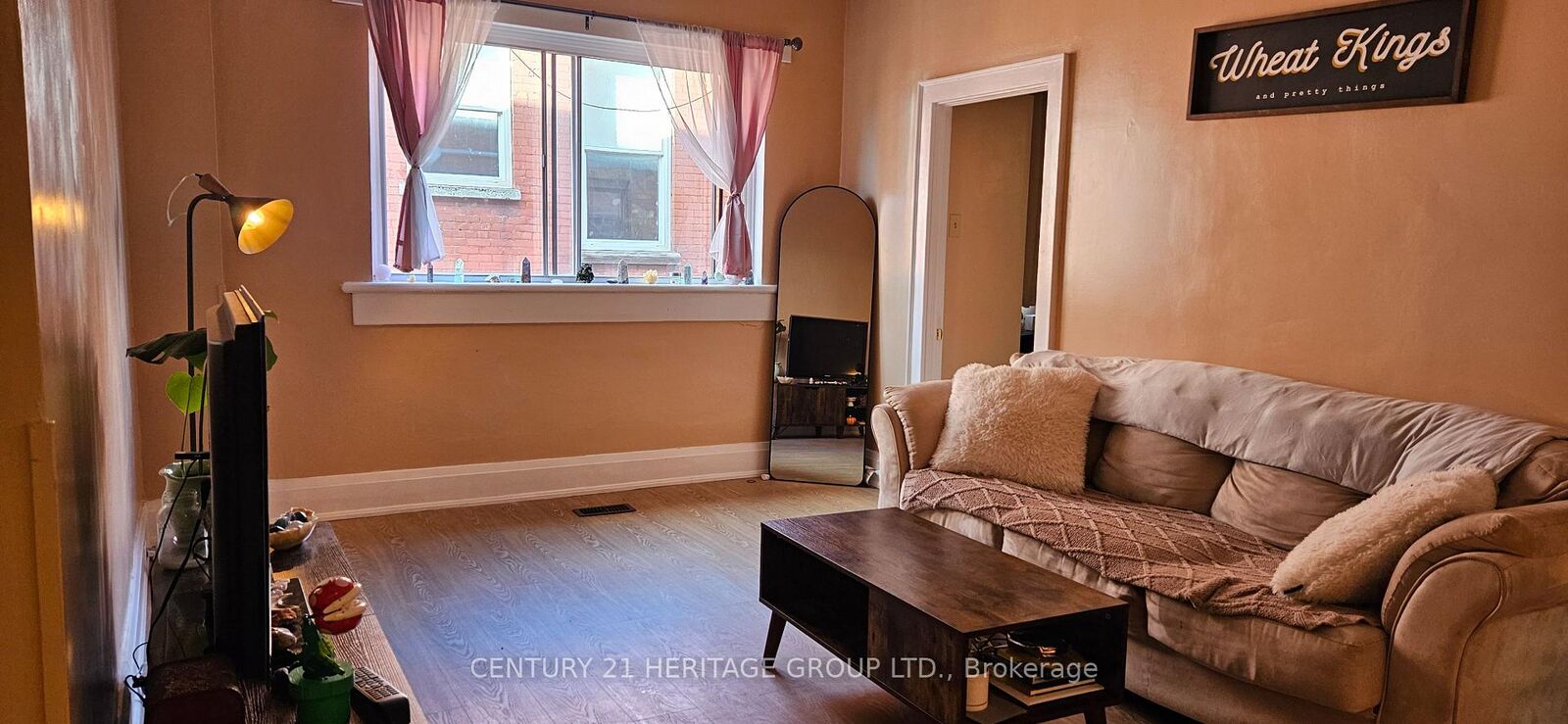 Property Photo:  201A Main Street S 4  ON L3Y 1R1 