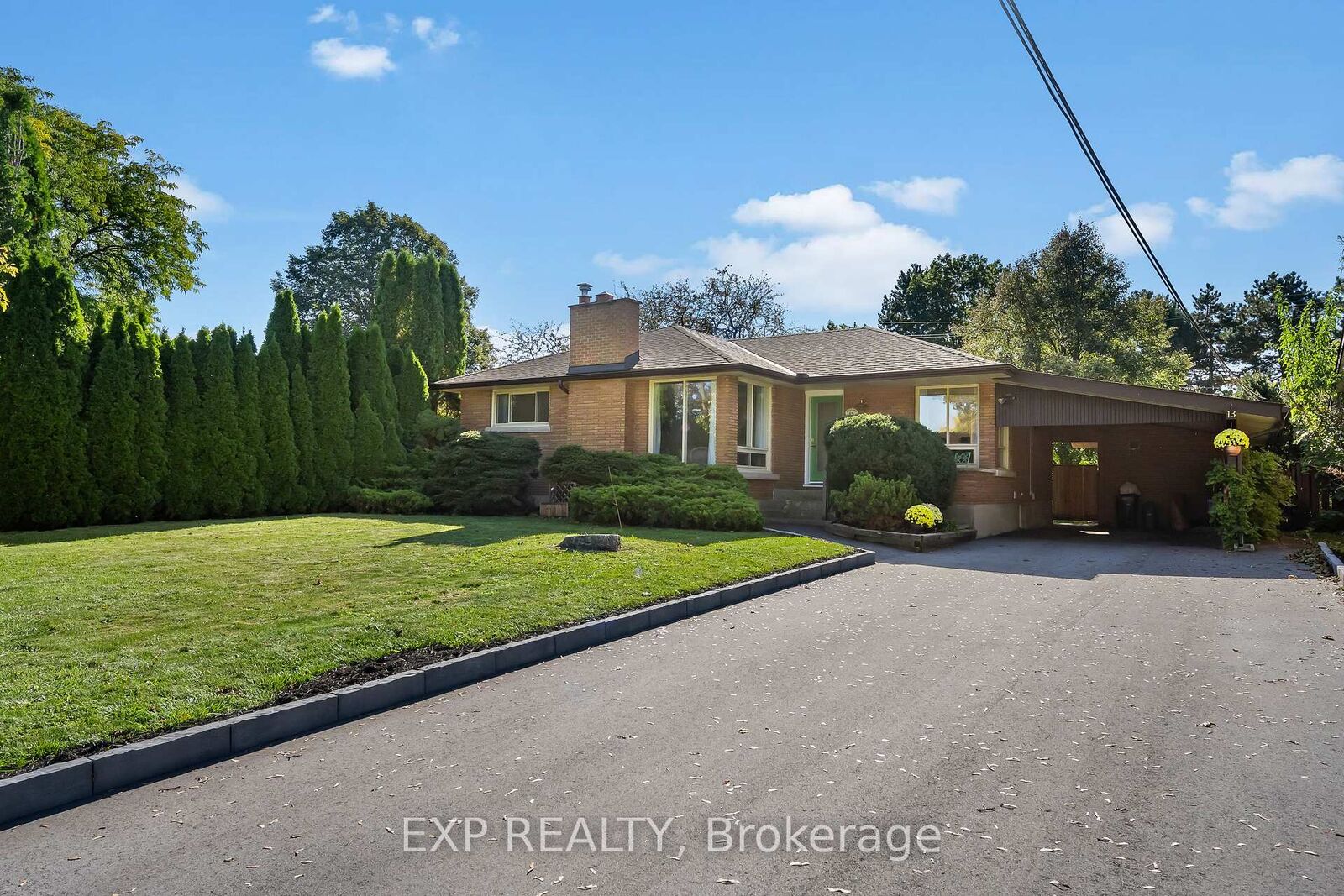 Property Photo:  13 Ridley Heights Road  ON L2S 2H9 