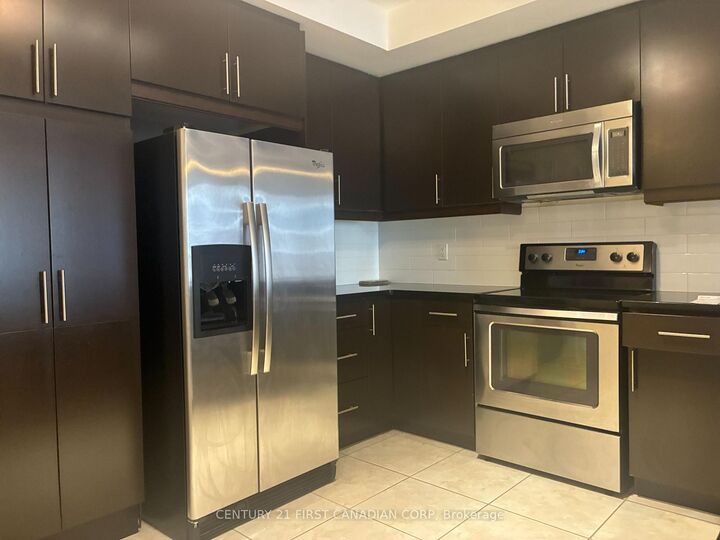 Property Photo:  330 Ridout Street 1602  ON N6A 0A7 