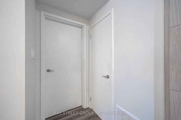 Property Photo: 11 Honeycrisp Crescent Th3 ON L4K 0N6
