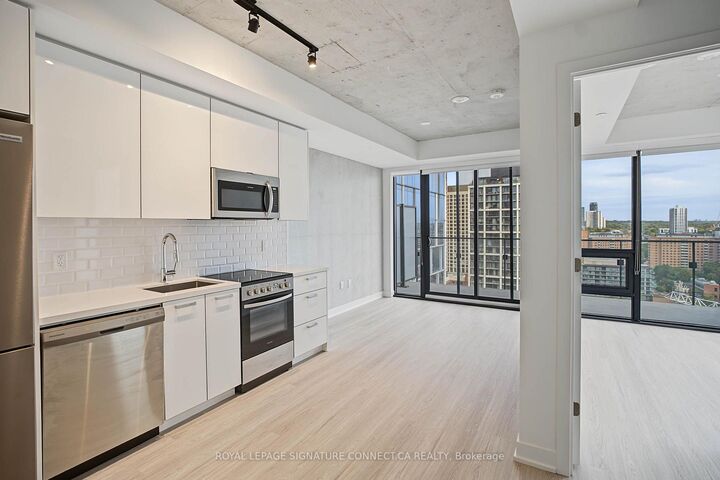 Property Photo:  284 King Street E 1907  ON M5A 1K4 