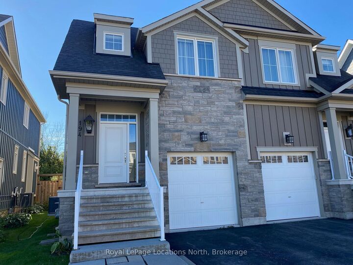 Property Photo:  194 Yellow Birch Crescent  ON L9Y 0R4 