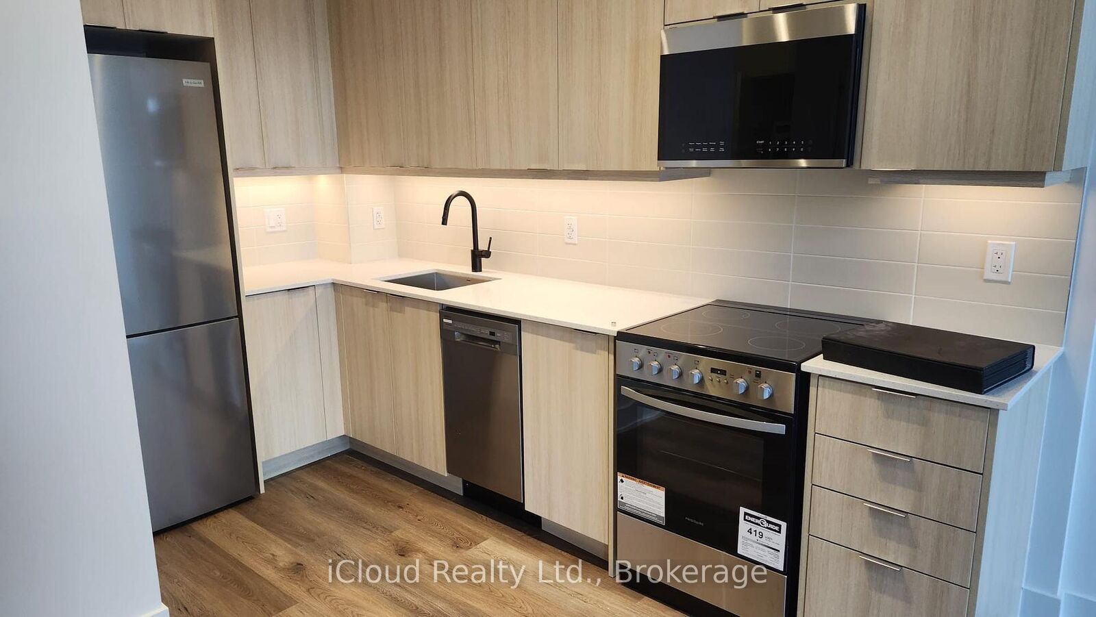 Property Photo:  115 Nipissing Road 106 B  ON L9T 1R3 