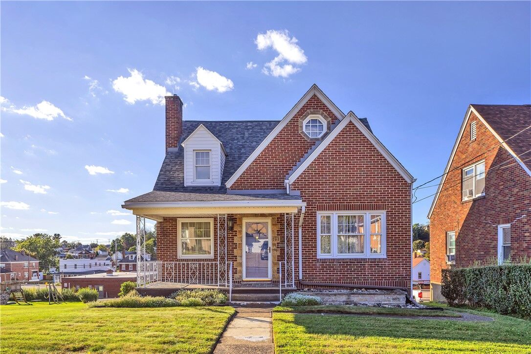 Property Photo: 707 Washington PA 15644