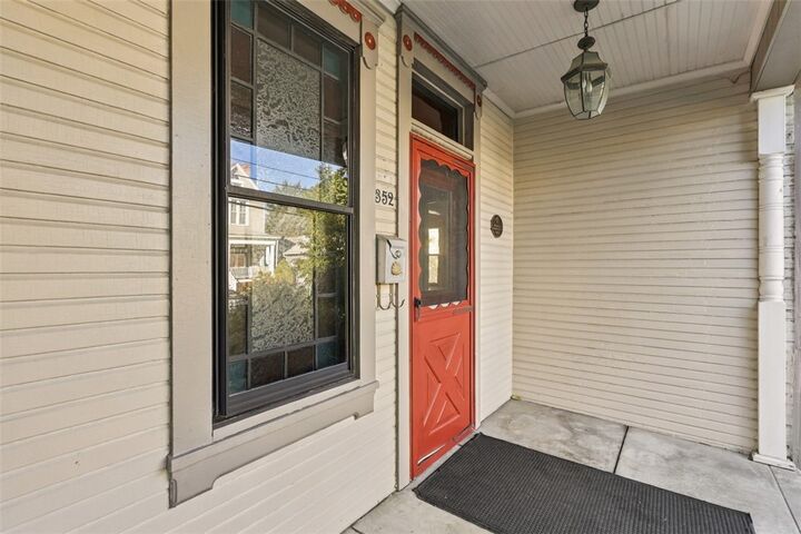 Property Photo:  352 E New Castle Street  PA 16063 