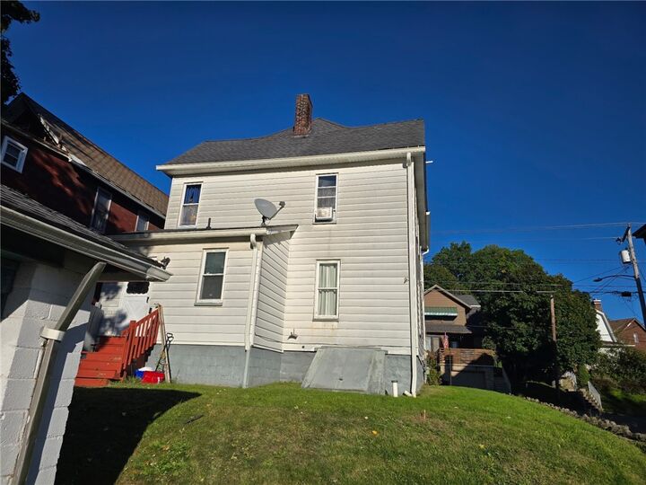 Property Photo:  220 N Monroe St  PA 16001 
