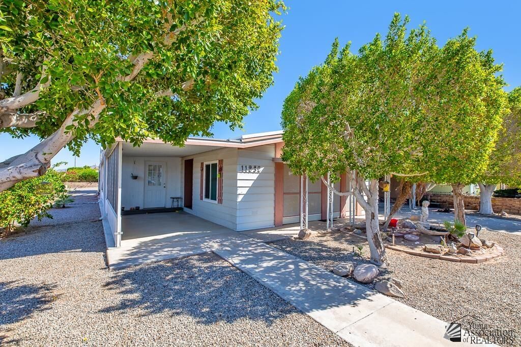Property Photo: 11232 E 38 Ln AZ 85367