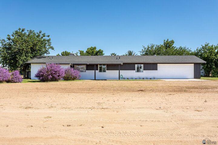 Property Photo:  12447 S Ave 5 E  AZ 85365-7723 